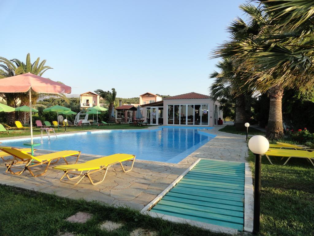 Pardalakis Studios Gerani  Екстериор снимка